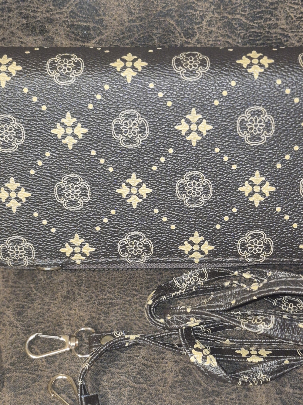 Brown Floral Pattern Crossbody Wallet